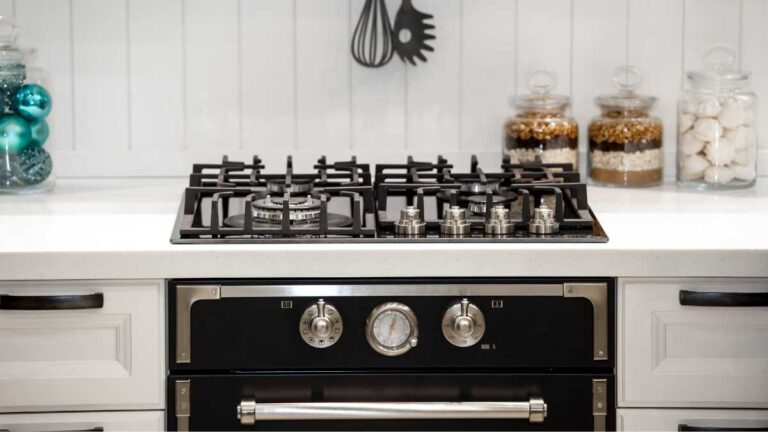 Tecnologia e design na sua cozinha: fogão moderno e eficiente