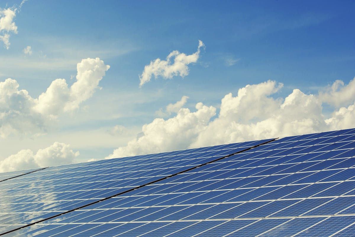 Cabos para usina solar a oportunidade de negócio que energiza seu catálogo Cabos para usina solar a oportunidade de negócio que energiza seu catálogo
