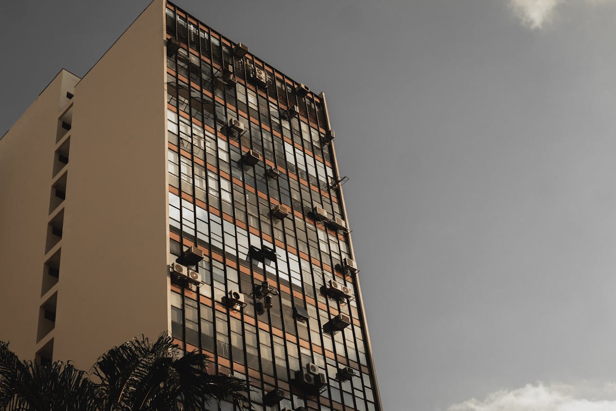 Retrofit avança no Brasil e impulsiona transformação de prédios corporativos; EQR aposta no modelo em Alphaville Retrofit avança no Brasil e impulsiona transformação de prédios corporativos; EQR aposta no modelo em Alphaville